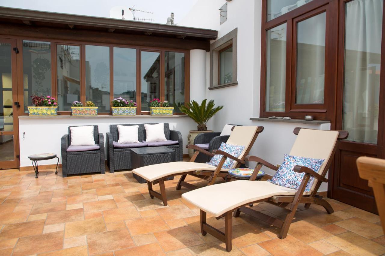 Diana Brown B&B Affittacamere Lipari Kültér fotó